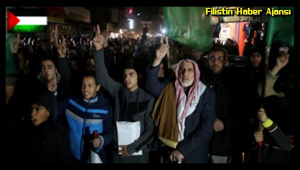hamas-gazzede-kudus-sehadet-eylemini-kutladi