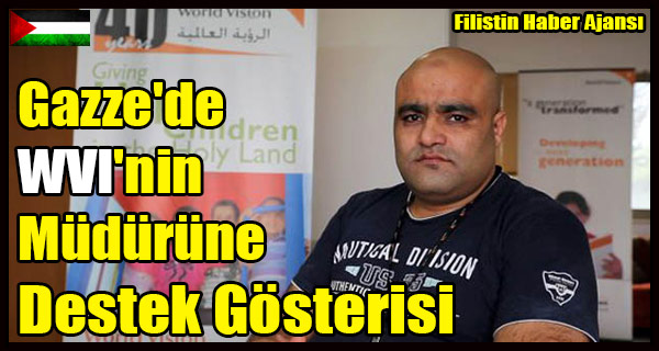 Gazze'de Yardim Kurulusu WVI'nin Mudurune Destek Gosterisi
